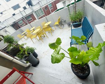 Hostel Fellaz - Seoul - Patio