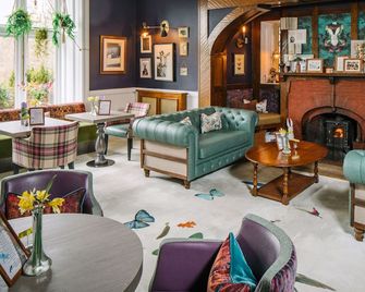 Lindeth Howe - Windermere - Lounge