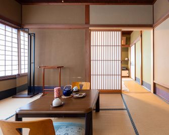 Charoku Honkan - Miyazu - Makuuhuone