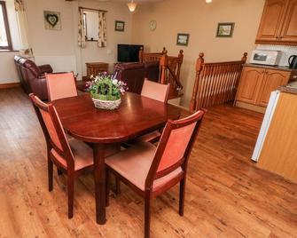 Old Byre Cottage - Kirkby Stephen - Dining room
