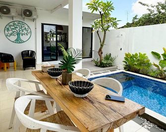 Villa TJ Subali 3 BR privatepool close to Seminyak - Sidemen - Pool