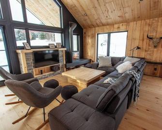 Alta - 6 chambres - 19 personnes - Saint-Ferreol-les-Neiges - Living room