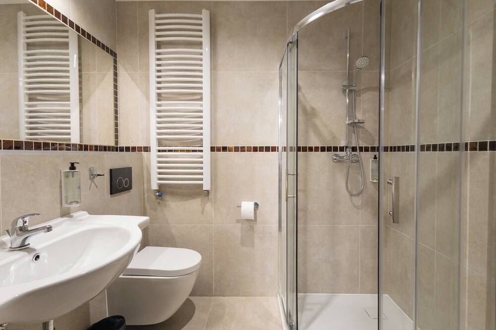 نوكليجي هيت روومز آند أبارتمنتس - وارسو - حمام