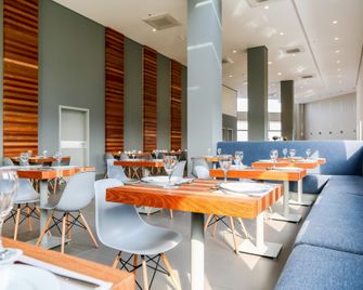 올 인 소로코바 - 소로카바 - 레스토랑