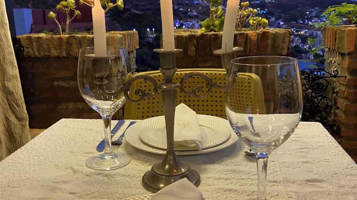 رياض غرناطة