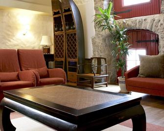 ميرشانتس هاوس هوتل - تالين - غرفة معيشة