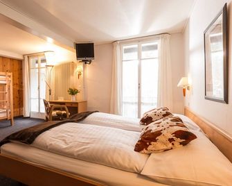Hotel Oberland - Lauterbrunnen - Makuuhuone