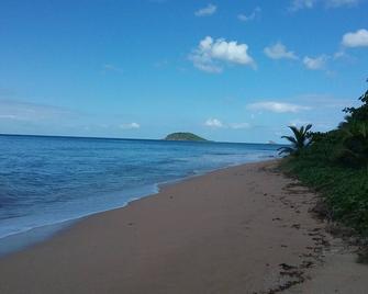 Appartement Tortue Kawane-Duplex-Apartment-Ensuite with Bath - Deshaies - Beach