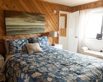 Last Minute Deal 7-6 7-12 Ocean Beach FI House Perfect distance to beach & town - Fire Island Pines - Habitación