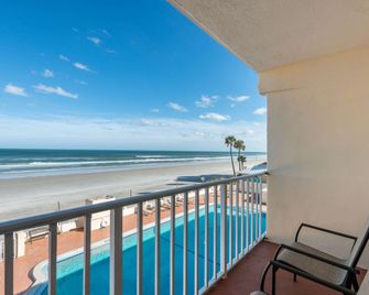 Quality Inn Daytona Beach Oceanfront - דייטונה ביץ' - מרפסת
