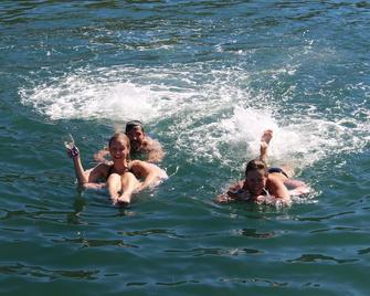 Romantic Yacht Stay For Two At Palm Beach - Palm Beach