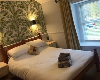 Red Lion Coaching Inn - Redbourne - Спальня