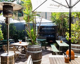 The Erko Hotel - Sydney - Patio
