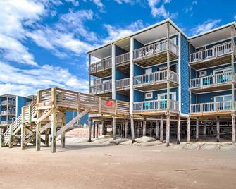 North Topsail Beach Condo w/ Balcony! - North Topsail Beach - Building
