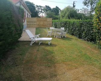 Renovated country house near the sea - Soullans - Patio