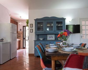 Villa With Pool In Puglia For 8 People - Polignano a Mare - Comedor