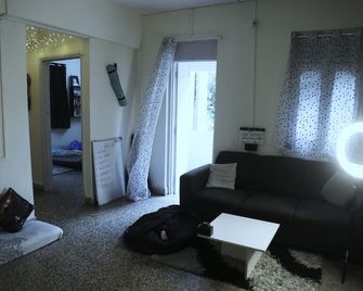 Home Away From Home - מומבאי - סלון