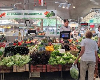 Seakub hotel - רויאן - בניין