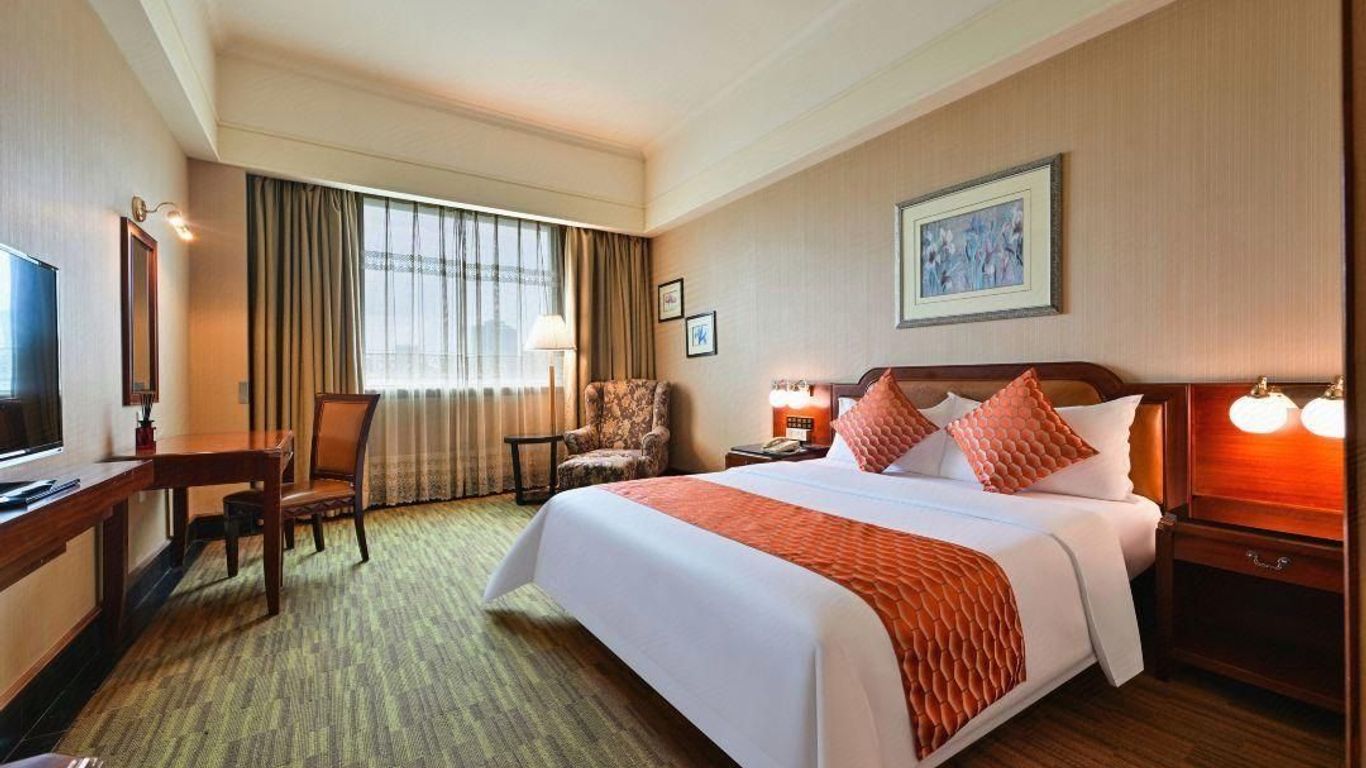 Zhongshan Sunshine Holiday Hotel (Zhongshan Pedestrian Street Xingzhong Plaza Store)