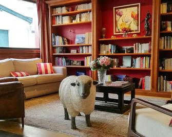 لا ماريسا - سان-جان-دو-لوز - ردهة