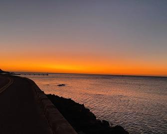 Frankston Motel - Frankston - Beach