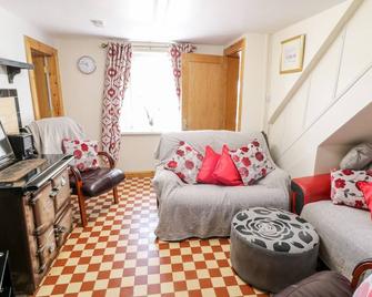 Peter's Farmhouse, Pet Friendly In Cookstown, County Tyrone - Cookstown - Вітальня