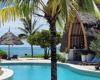 Kijani Beach Villas - Bwejuu