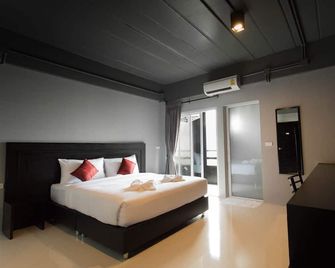 B-Black Hotel Chonburi - Chonburi - Habitación