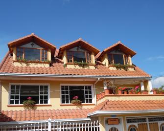 Casa de Luis - San Pablo Del Lago - Edificio