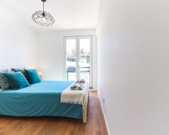 Cosy Guesthouse - Sónias Houses - Lisbon - Kitchen