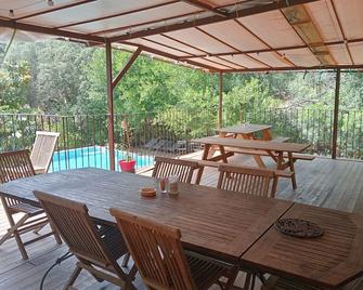Berbi Rosse - Oletta - Patio
