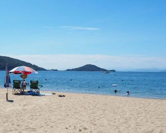 Pension Vingt-Quatre Yeux - Shodoshima - Strand
