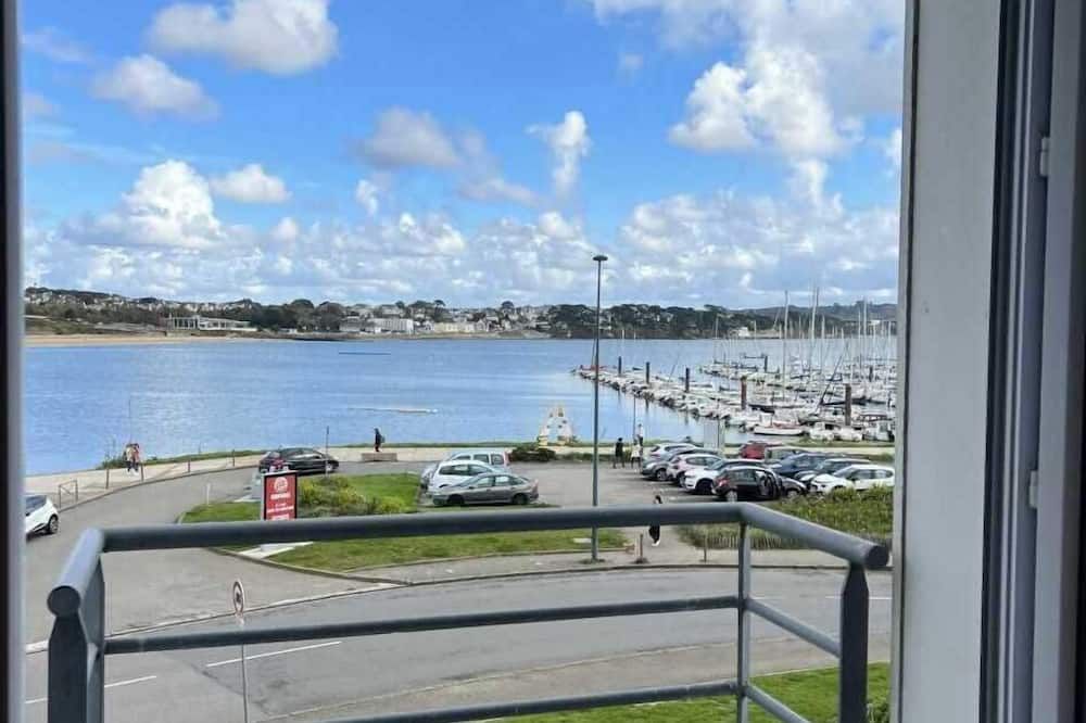 Couett'Hôtel Brest Port de plaisance, Les pieds dans l'eau