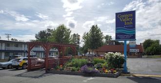 Comox Valley Inn & Suites - Courtenay