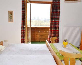 Apartment \'2\' - Guesthouse Hupf - Walchsee - Bedroom