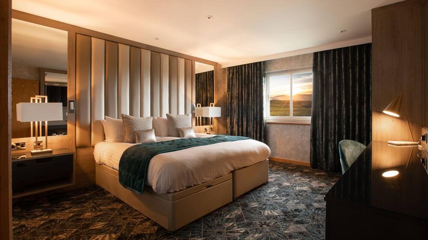 Radstone Hotel