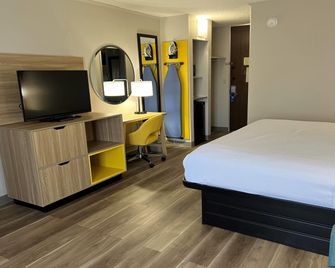 Days Inn by Wyndham Norman - Norman - Phòng ngủ