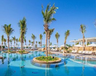 Incredible 5-Diamond Resort in Los Cabos - 1, 2, 3 Bedroom Options - سان خوسيه ديل كابو - حوض السباحة