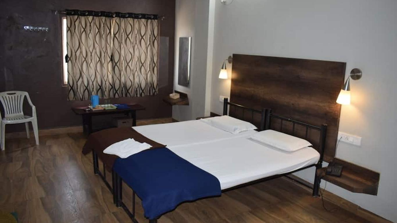 Hotel Peacock