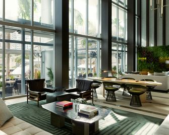 Kimpton EPIC Hotel - Miami - Building