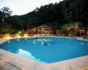 邦坦波 II - 瑪塔木屋 - 彼得羅波利斯 - 游泳池