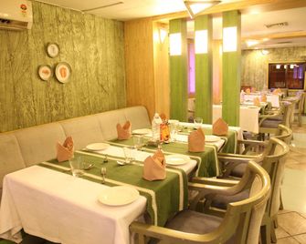 Lotus 8 - Apart Hotels - Cochín - Restaurante