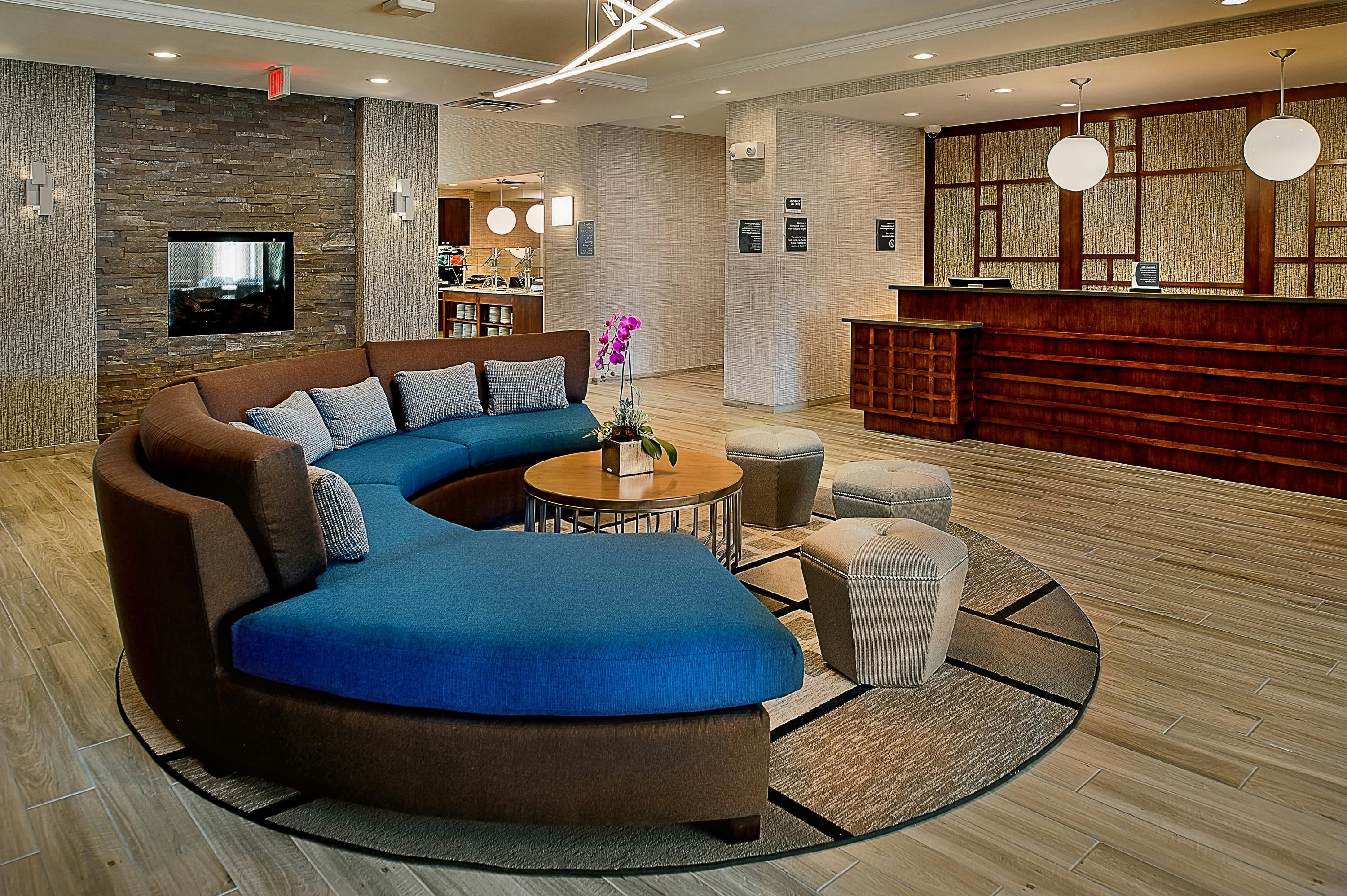 Homewood Suites by Hilton St. Louis Westport - Maryland Heights - Lounge