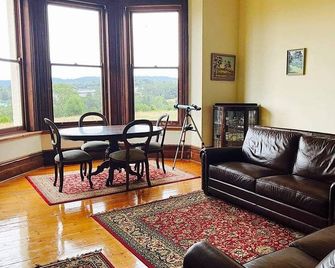 Yarra Valley Historical Homestead - Wandin East - Sala de estar