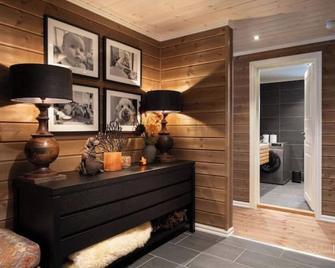 Solsikten, cozy child-friendly cabin, 8 people - Nesbyen