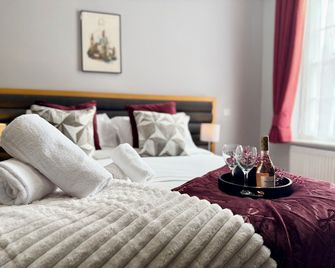 Maya Hotel - Luton