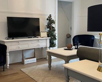 Super Cozy 1 bedroom Apartment - Grimsby - Sala de estar