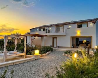 Dimora Calauriia - Adults Only - Casa Maccari - Edificio