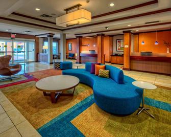 Fairfield Inn & Suites by Marriott Oklahoma City NW Expressway/Warr Acres - Oklahoma City - Lobby