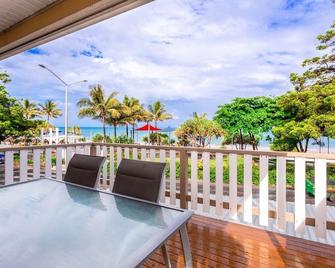 Smack-Bang in the Middle of Everything! - Yeppoon